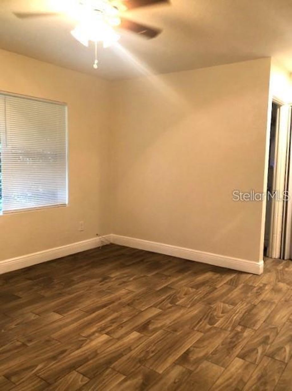 Photo of 5559 Barton Drive, Orlando, FL 32807 (MLS # O6353280)