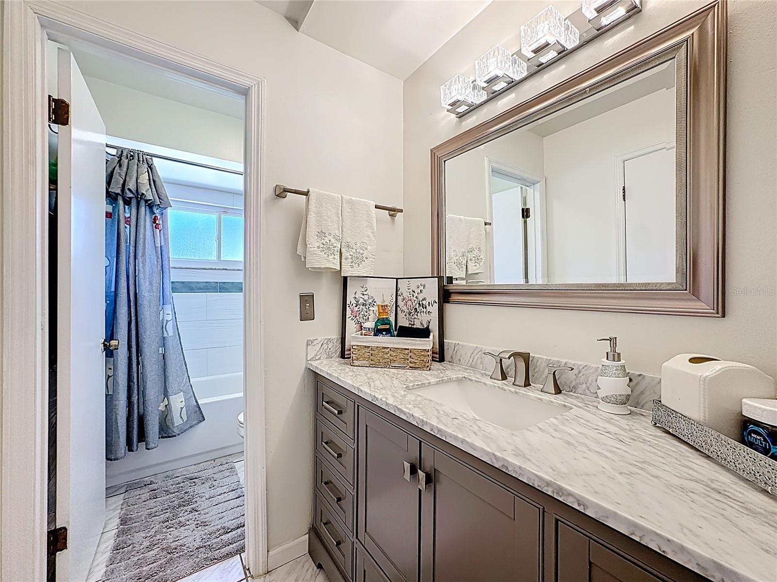 MANDARIN SEC 8 - Residential