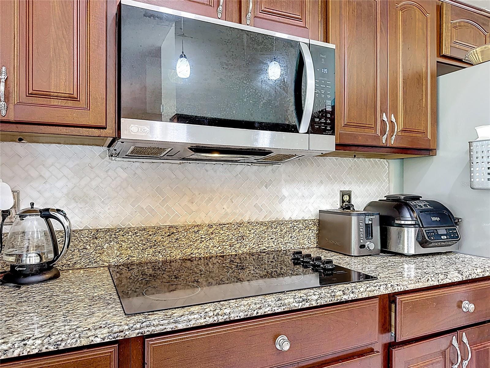 MANDARIN SEC 8 - Residential