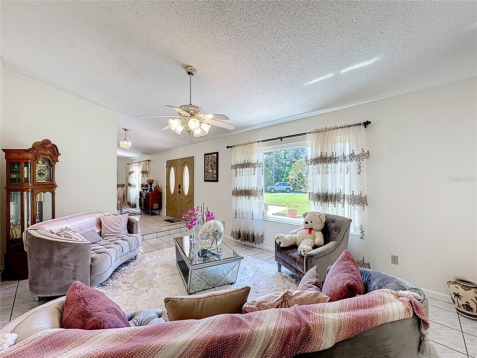 MANDARIN SEC 8 - Residential