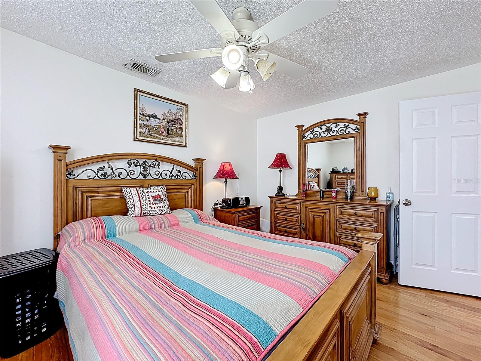 MANDARIN SEC 8 - Residential