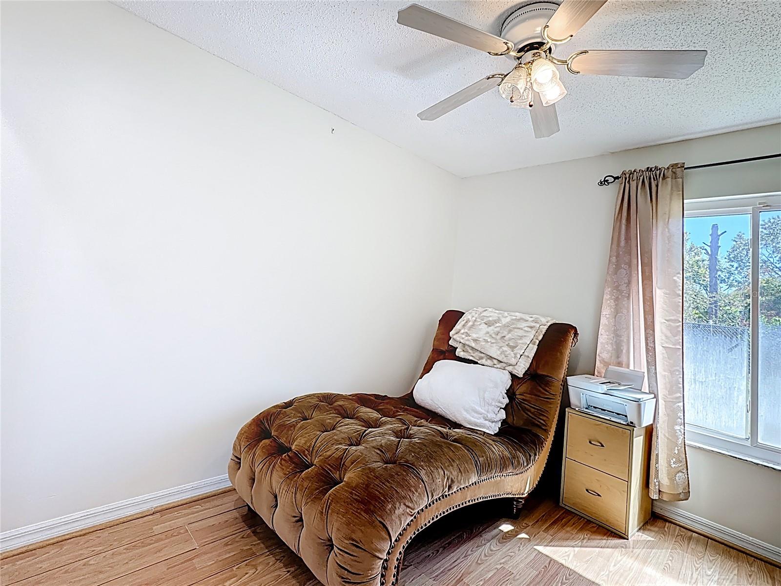 MANDARIN SEC 8 - Residential