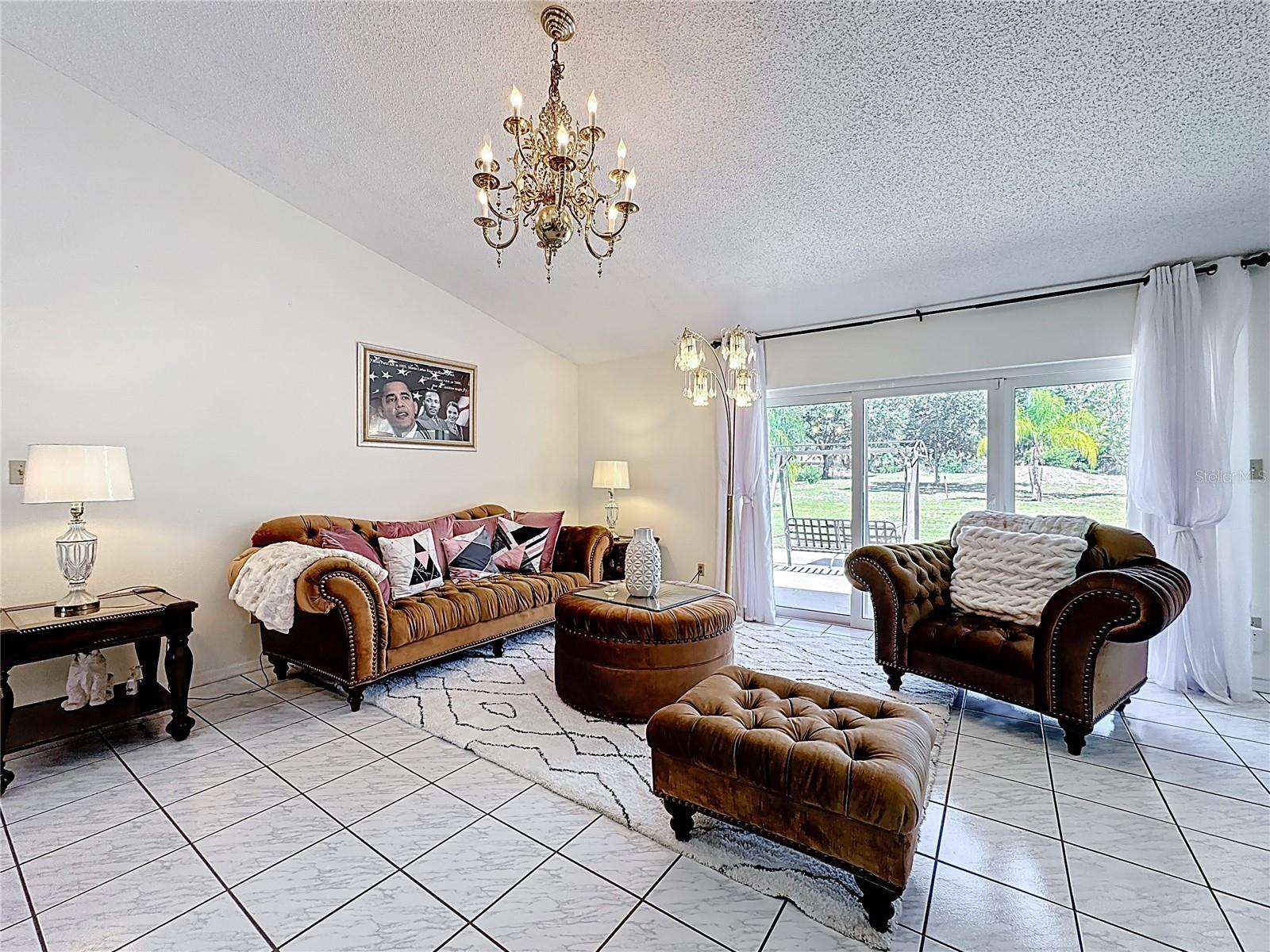 MANDARIN SEC 8 - Residential