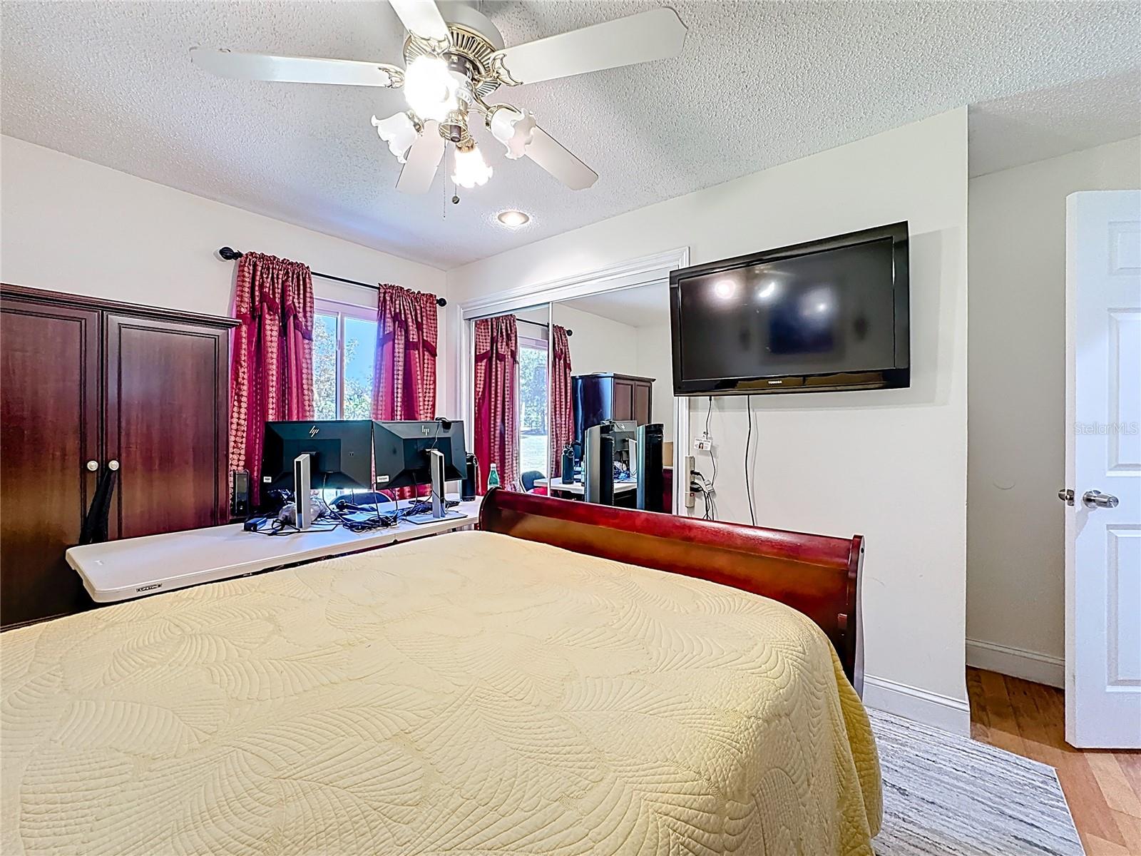 MANDARIN SEC 8 - Residential