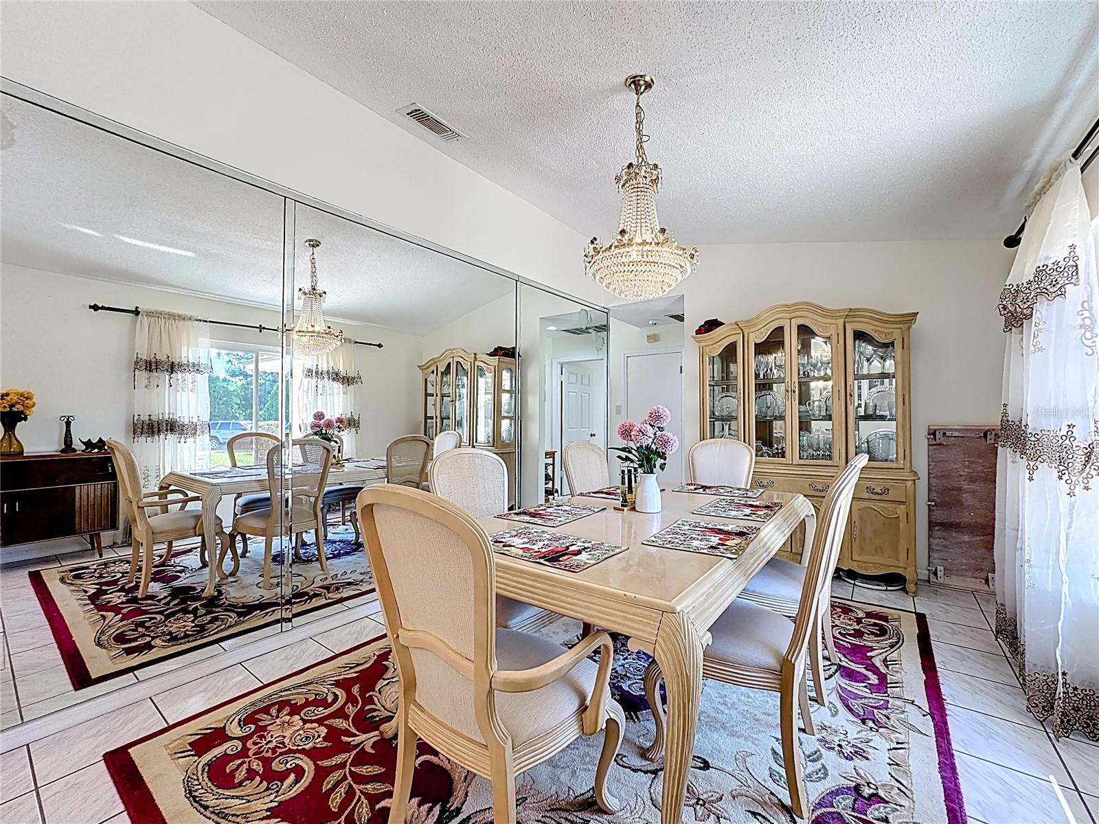 MANDARIN SEC 8 - Residential