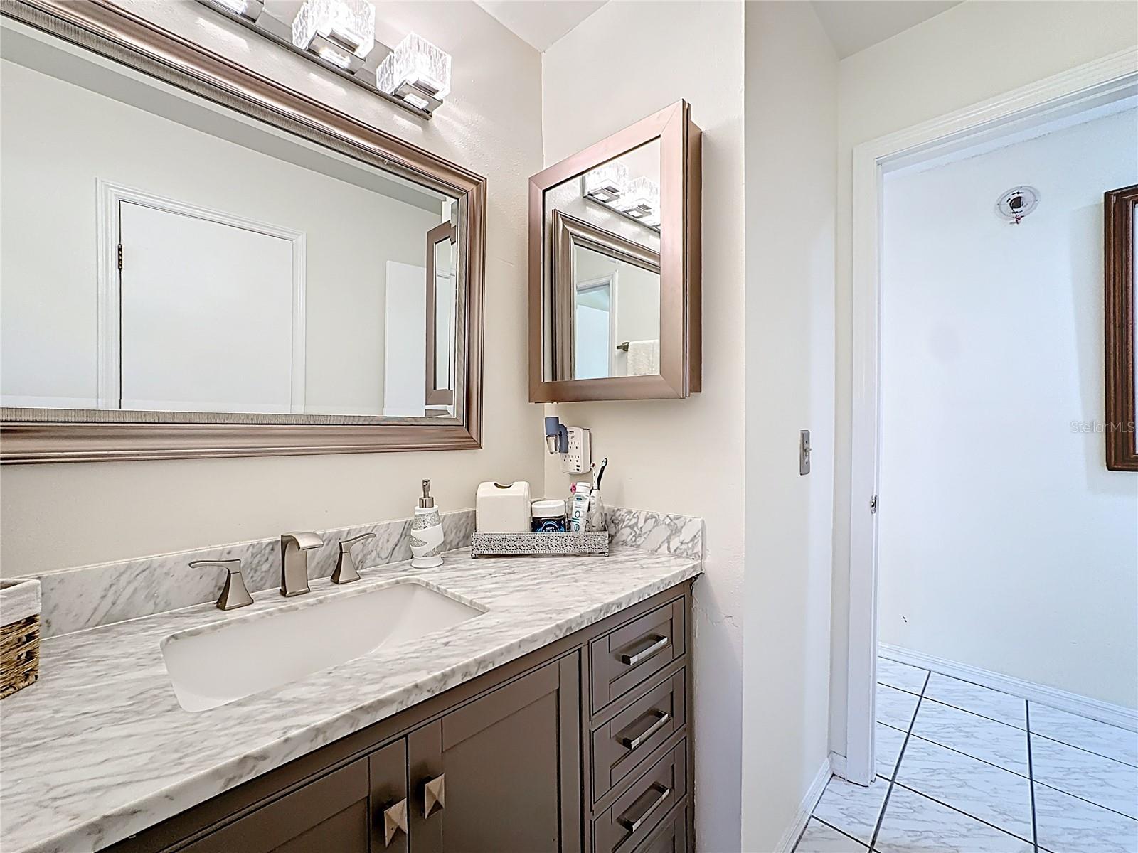 MANDARIN SEC 8 - Residential