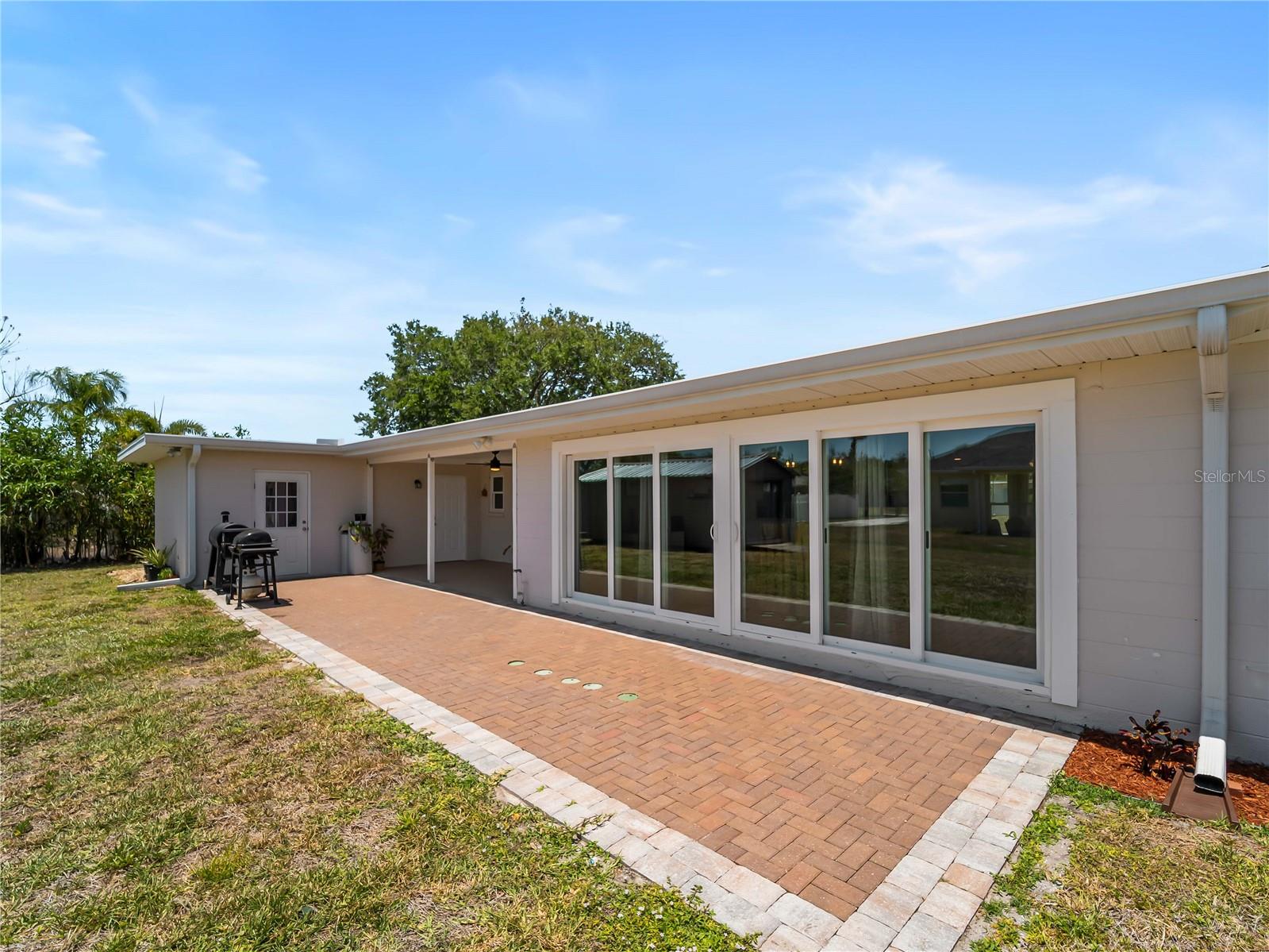 EAST GATE - Residential