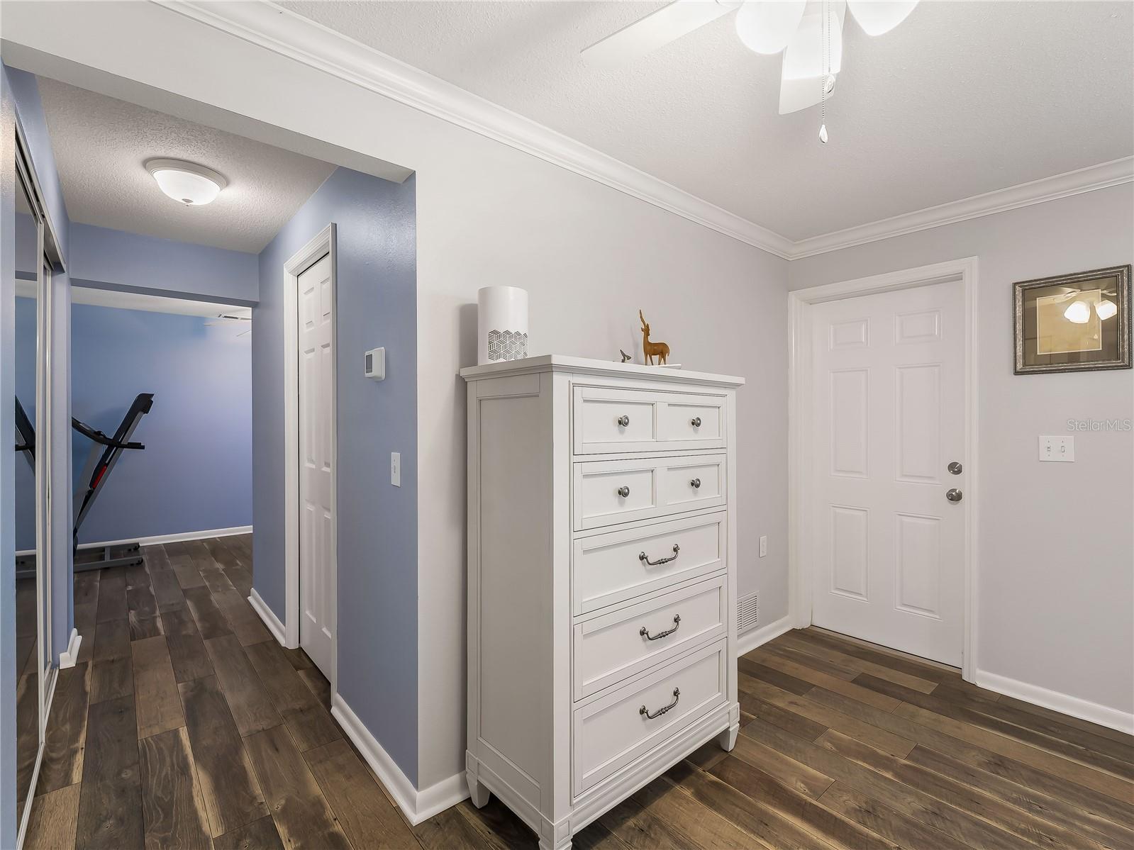 EAST GATE - Residential