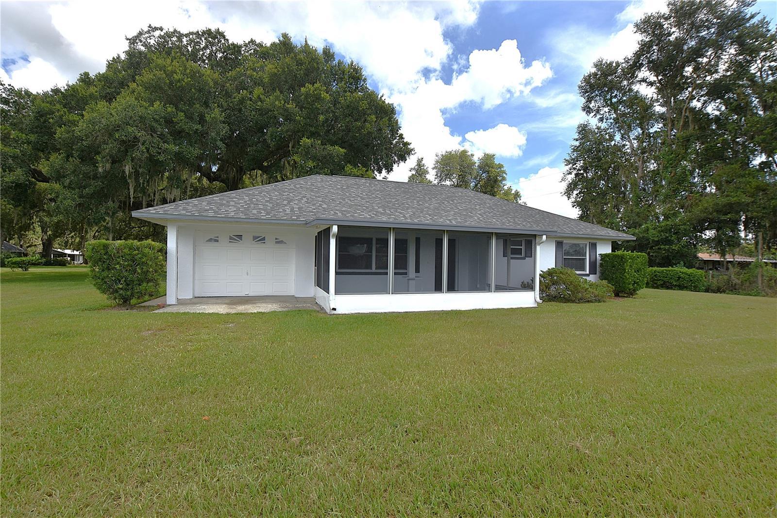 One or more photo(s) has been virtually staged. Check out this 2 bedroom 2 bath on a large lot. This unique home is surrounded by open fields and sits on a large private lot. Lawn care is included. This home has been well cared for and recently underwent a refresh. Open kitchen with stainless steel appliances, formal dining space. Large open living room, spacious bedrooms with built in storage. New LVP flooring throughout home. No carpeting... Screen front porch overlooks peaceful field. Great private location. Home sits a ways of the main rd. Administration Fee:
Upon approval tenants will be subject to a $250 one-time administration fee.
***This property is proud to offer deposit-free living to qualified renters through Obligo! We understand that moving costs can add up, so we want to extend financial flexibility to our residents.***
Resident Benefit Package (Included in rental amount):
-Bi-monthly A/C Filter Delivery
-$100,000 Tenant Liability Insurance/ $10,000 Content Coverage
-Identity Protection
-Credit building (All Credit Bureaus)
-Piñata Tenant Rewards Program
-Tenant Portal Access: Online payments & submission of maintenance requests
-24 Hour Emergency Maintenance Hotline
-Pest Control