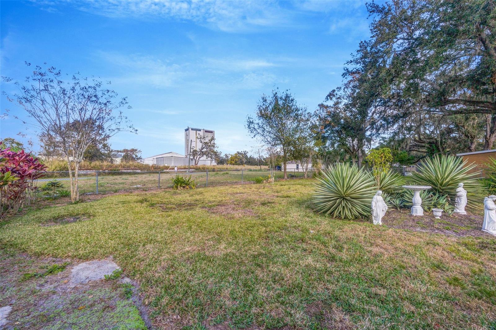 MADISON PARK - Residential