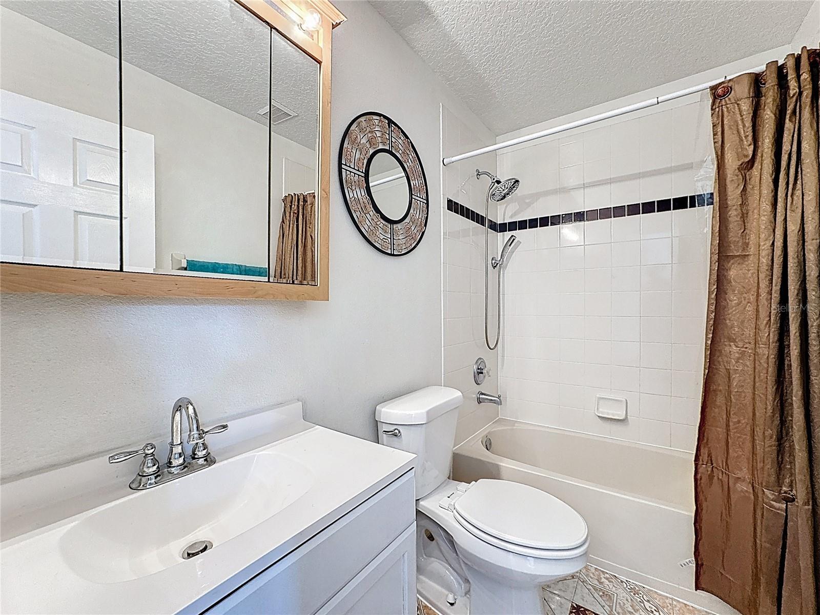 REMINGTON OAKS PH 01 - Residential