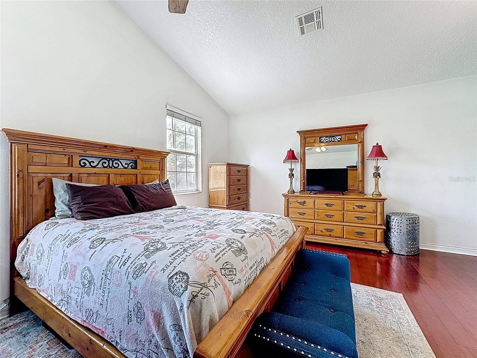 REMINGTON OAKS PH 01 - Residential