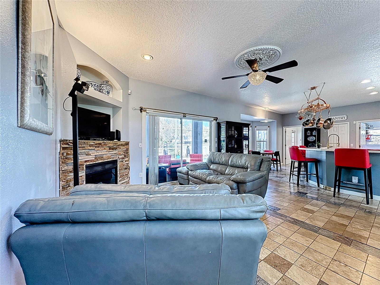 REMINGTON OAKS PH 01 - Residential