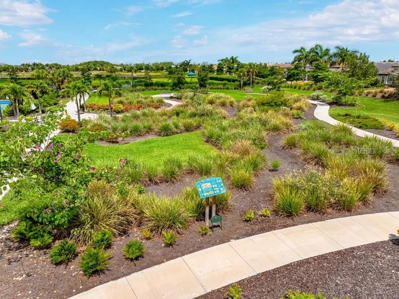 ESPLANADE LAKE CLUB 5 B - Residential