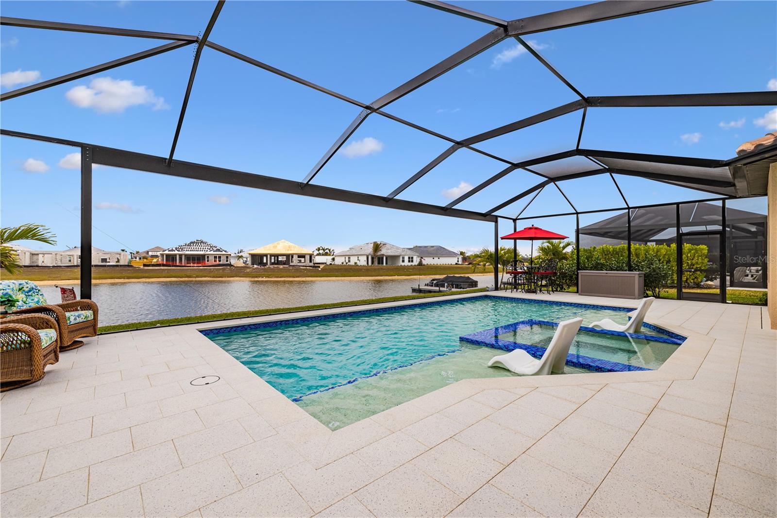 ESPLANADE LAKE CLUB 5 B - Residential