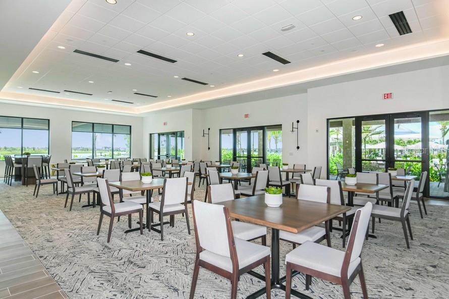 ESPLANADE LAKE CLUB 5 B - Residential
