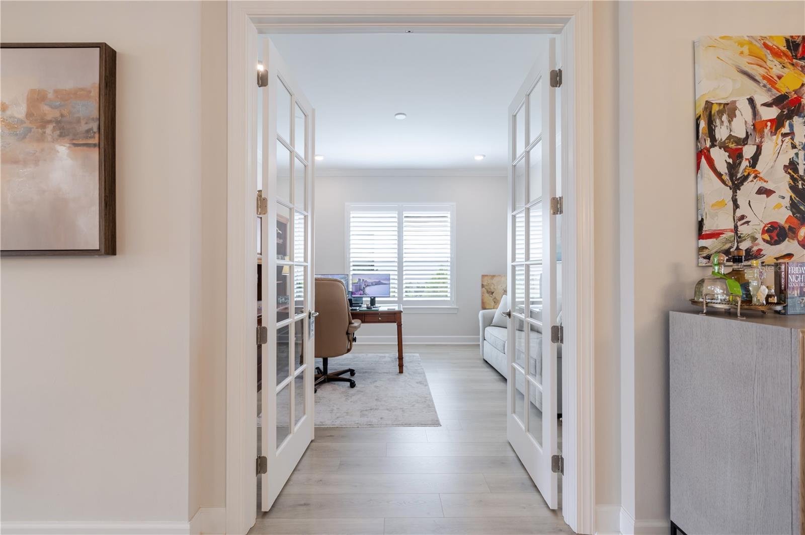 ESPLANADE LAKE CLUB 5 B - Residential