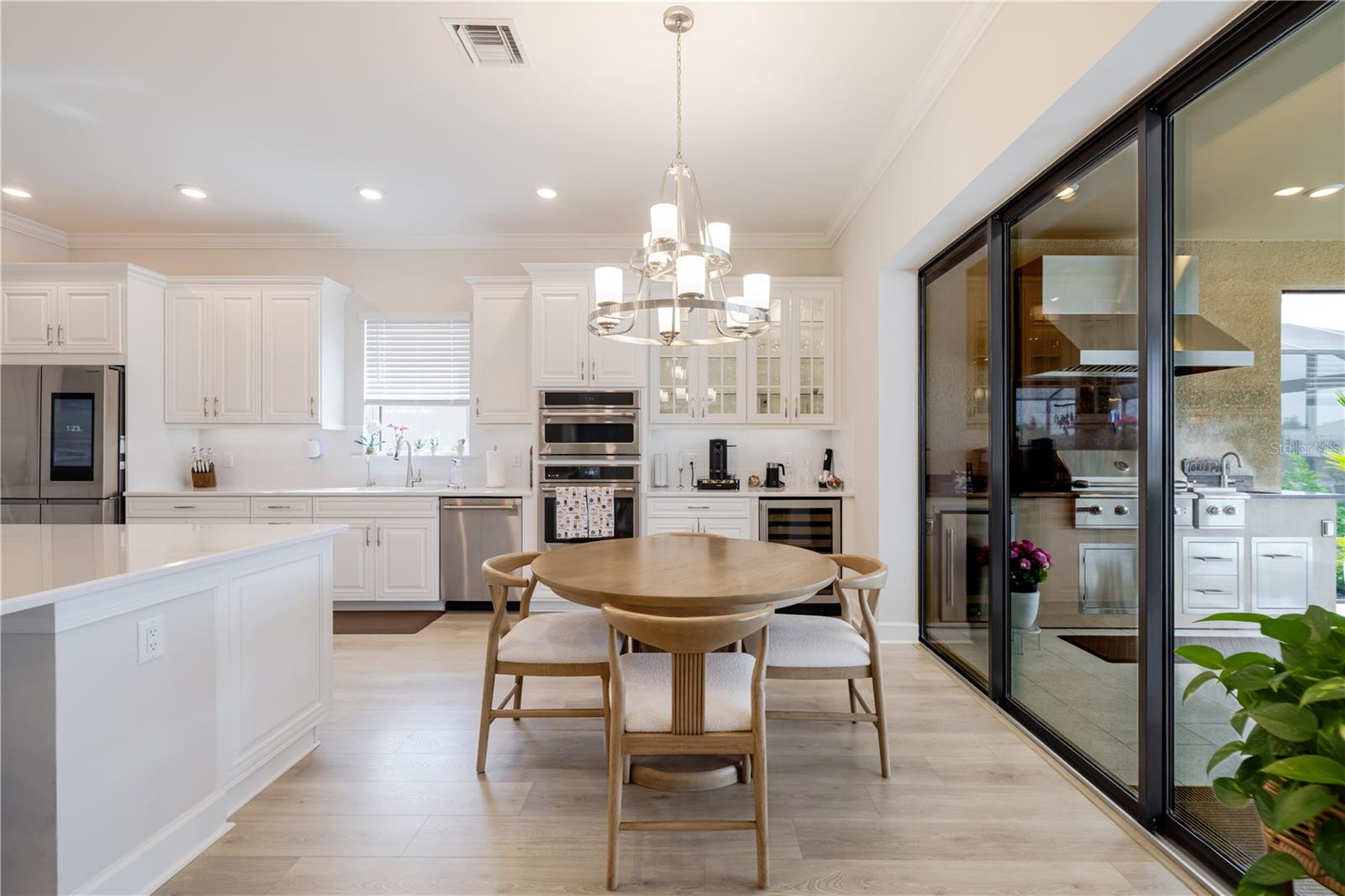 ESPLANADE LAKE CLUB 5 B - Residential