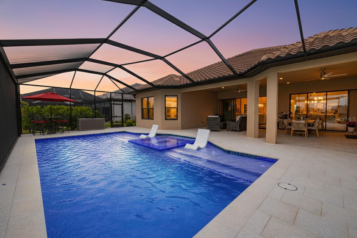 ESPLANADE LAKE CLUB 5 B - Residential