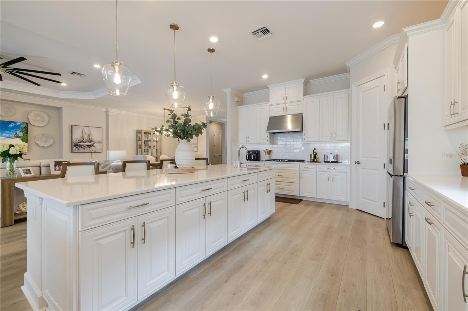 ESPLANADE LAKE CLUB 5 B - Residential