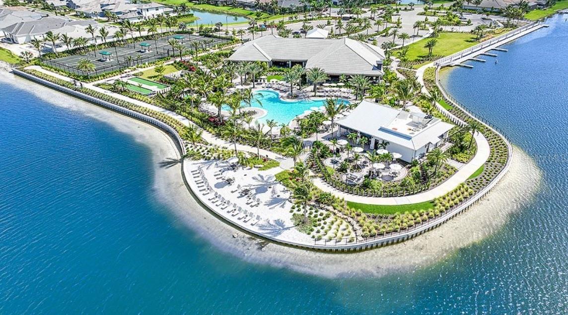 ESPLANADE LAKE CLUB 5 B - Residential