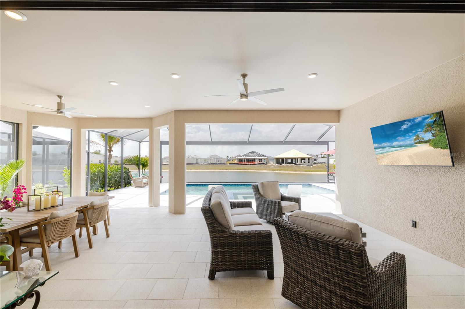 ESPLANADE LAKE CLUB 5 B - Residential