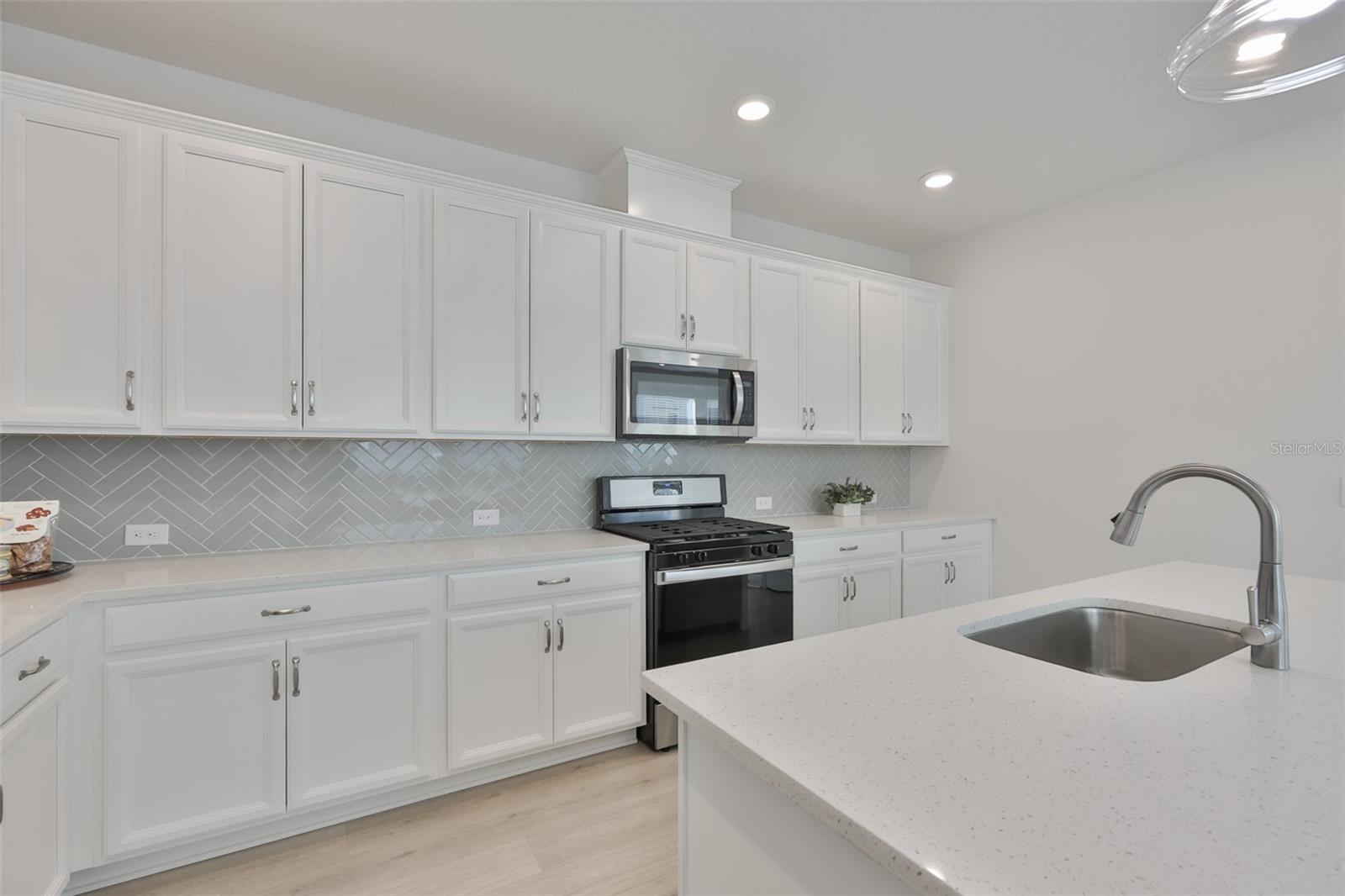 FISHHAWK RANCH WEST PH 3A - Residential