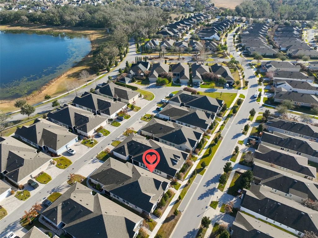 Photo of 13908 Kingfisher Glen Drive, Lithia, FL 33547 (MLS # TB8471822)