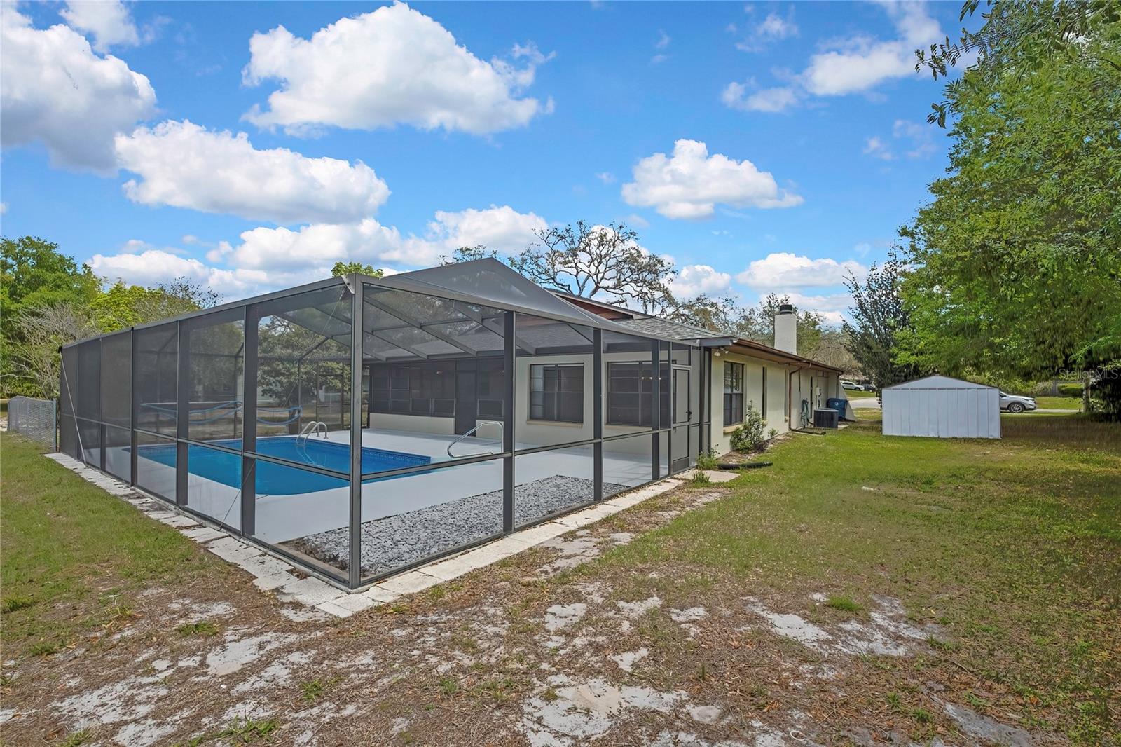 SPRING HILL - Residential