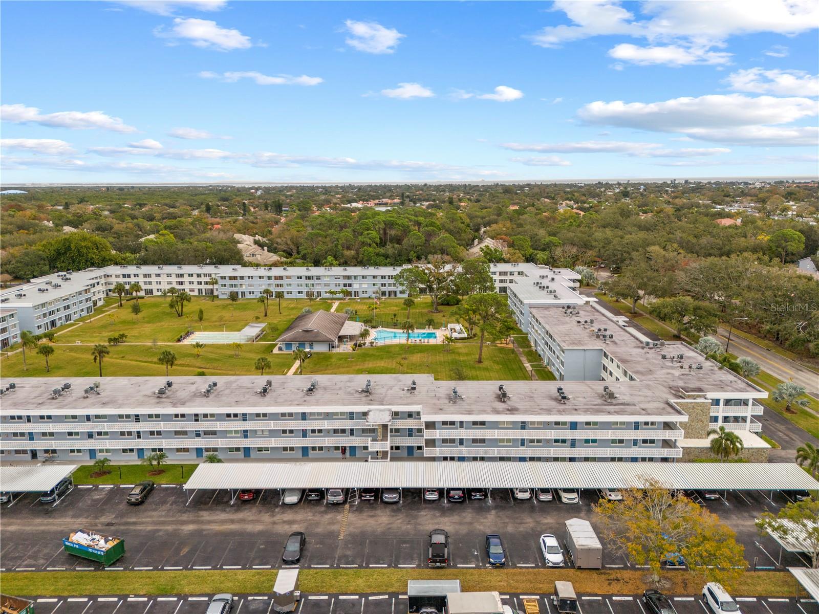 4715 BAY STREET NE 123