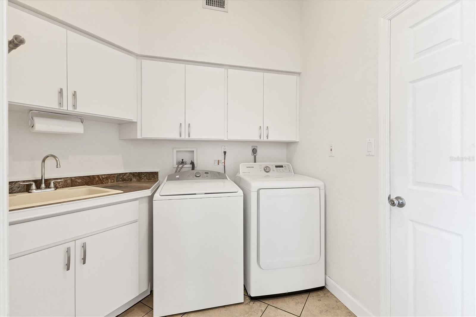 PUNTA GORDA ISLES SEC 11 - Residential