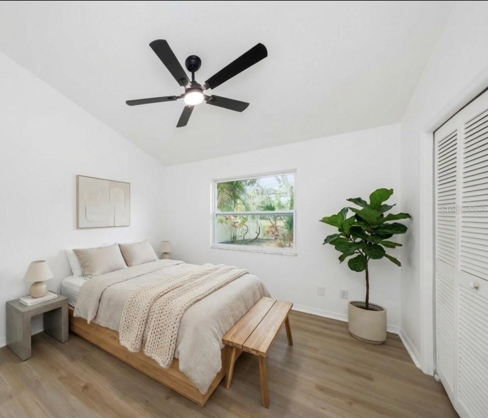 BARRINGTON HILLS - Residential