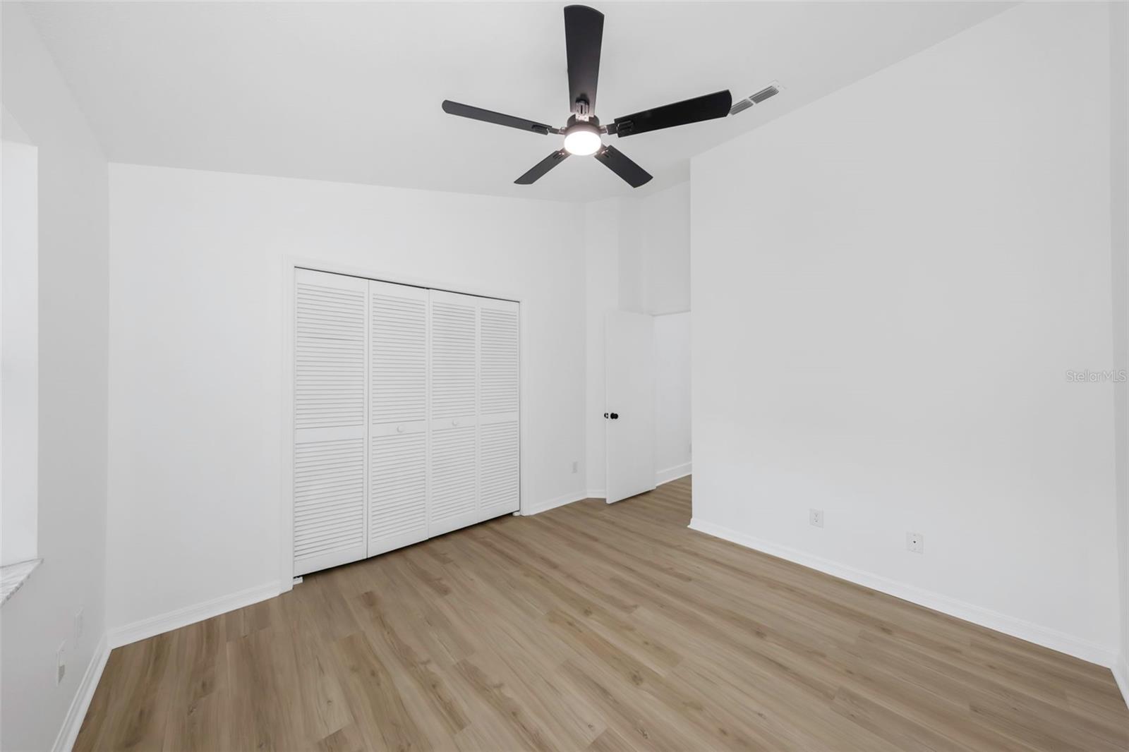 BARRINGTON HILLS - Residential