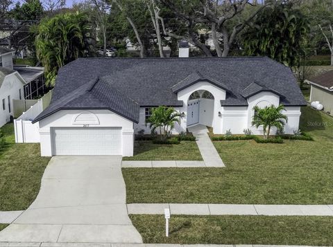 Photo of 2617 Bellhurst Drive, Dunedin, FL 34698 (MLS # TB8474583)