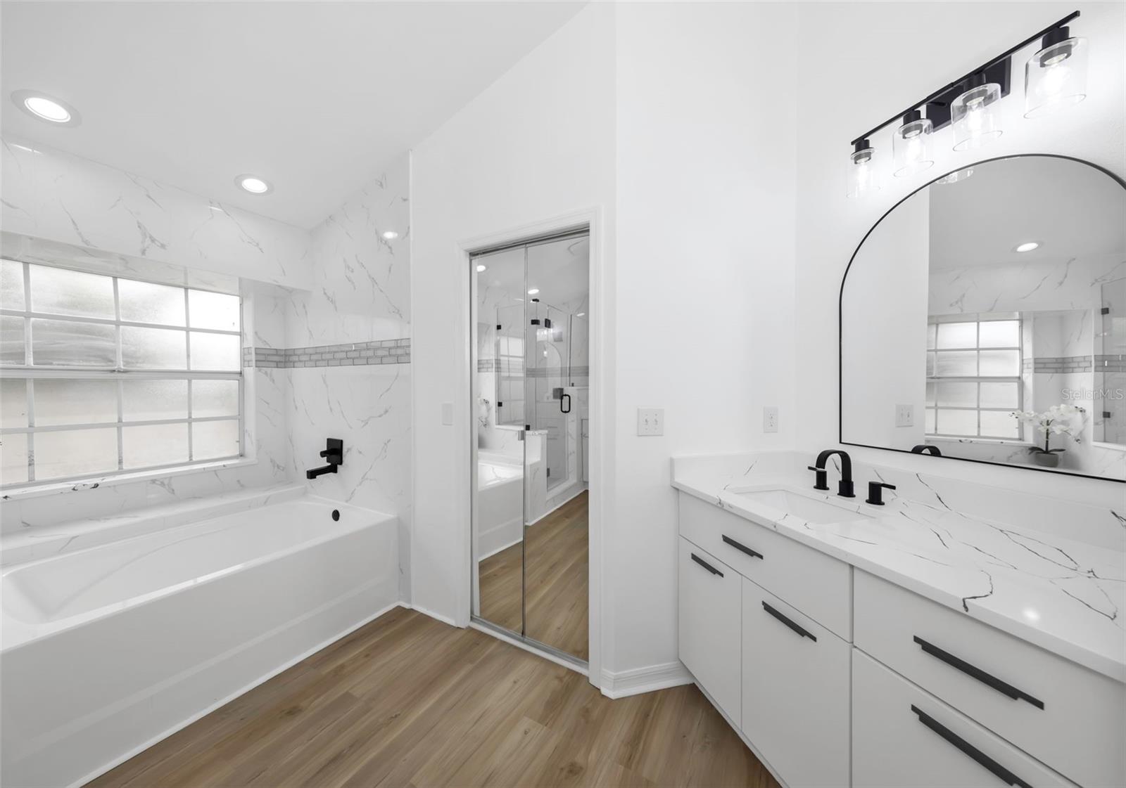 BARRINGTON HILLS - Residential