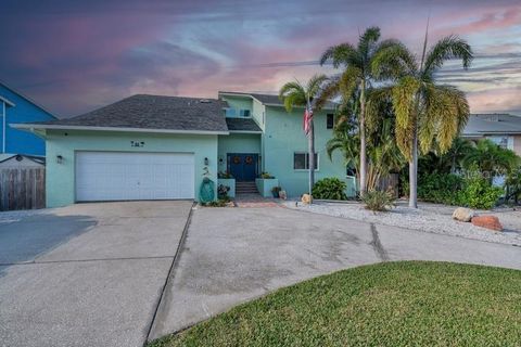 A home in PALM HARBOR