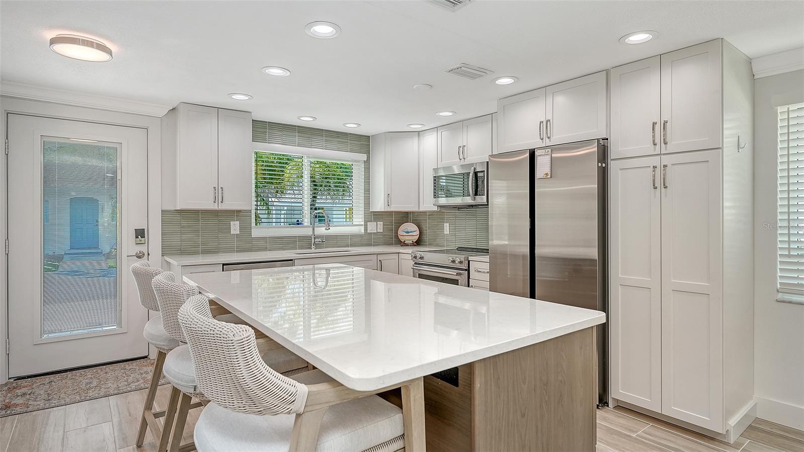 SPANISH MAIN YACHT CLUB CONDO - Residential