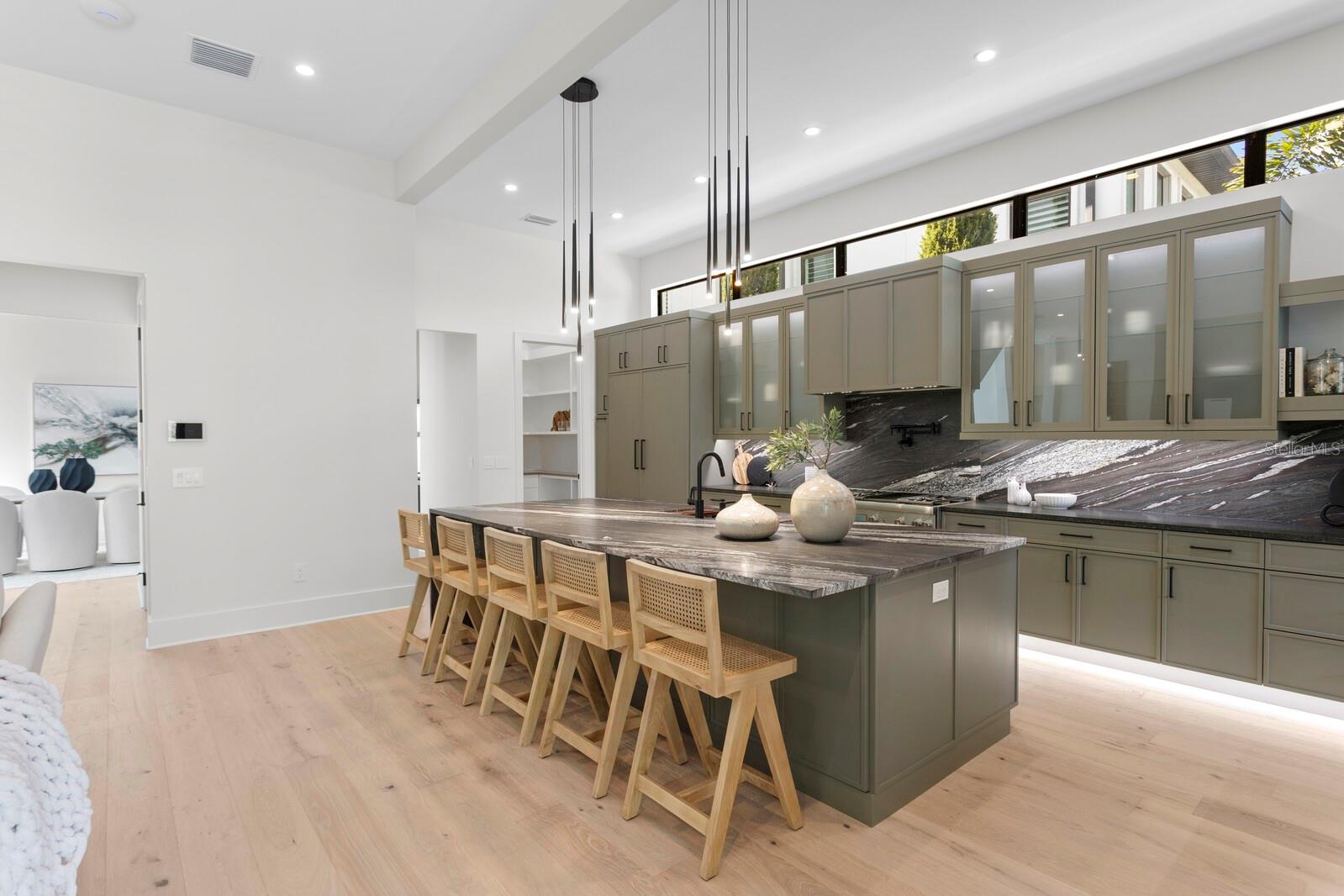 PICADILLY - Residential