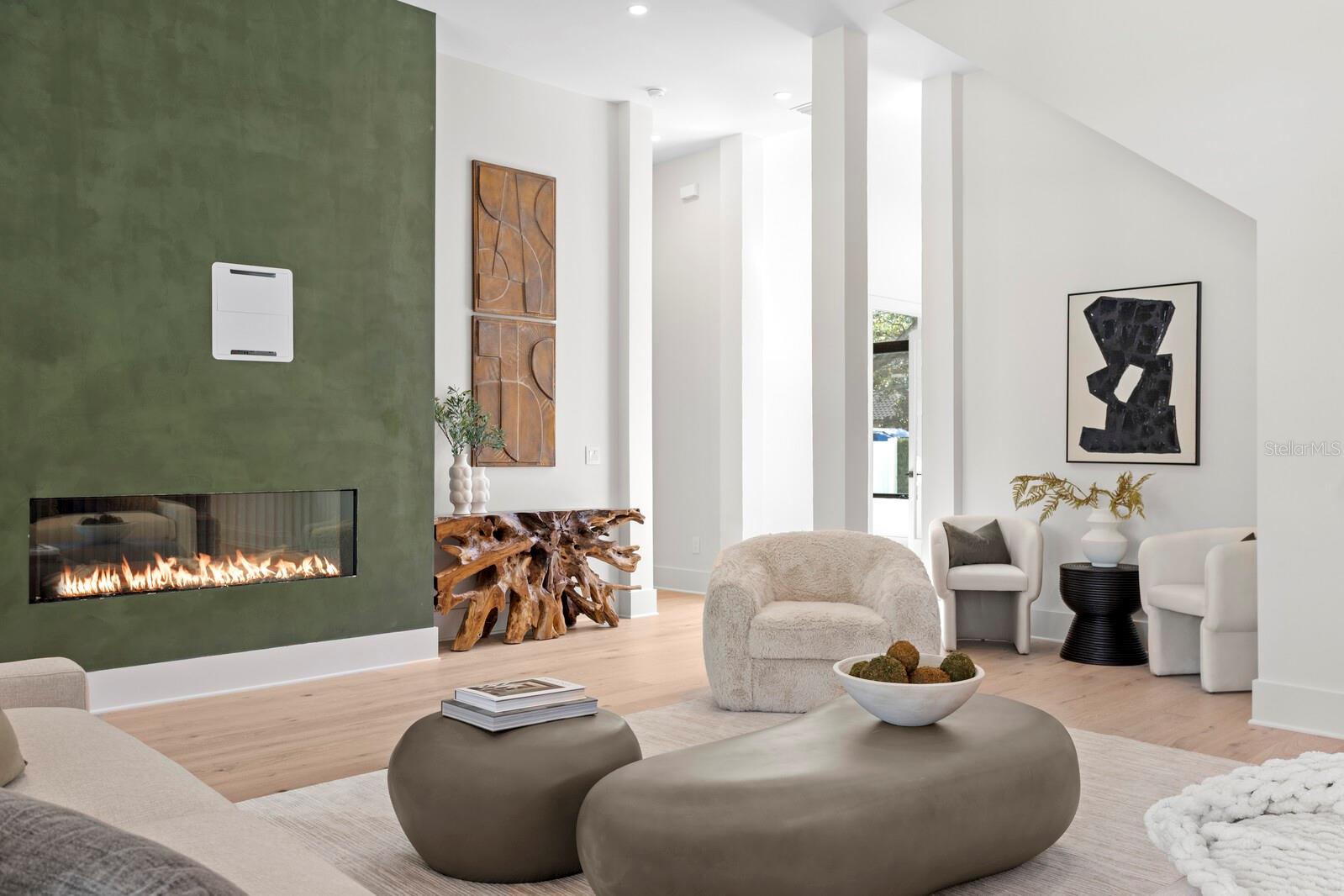 PICADILLY - Residential