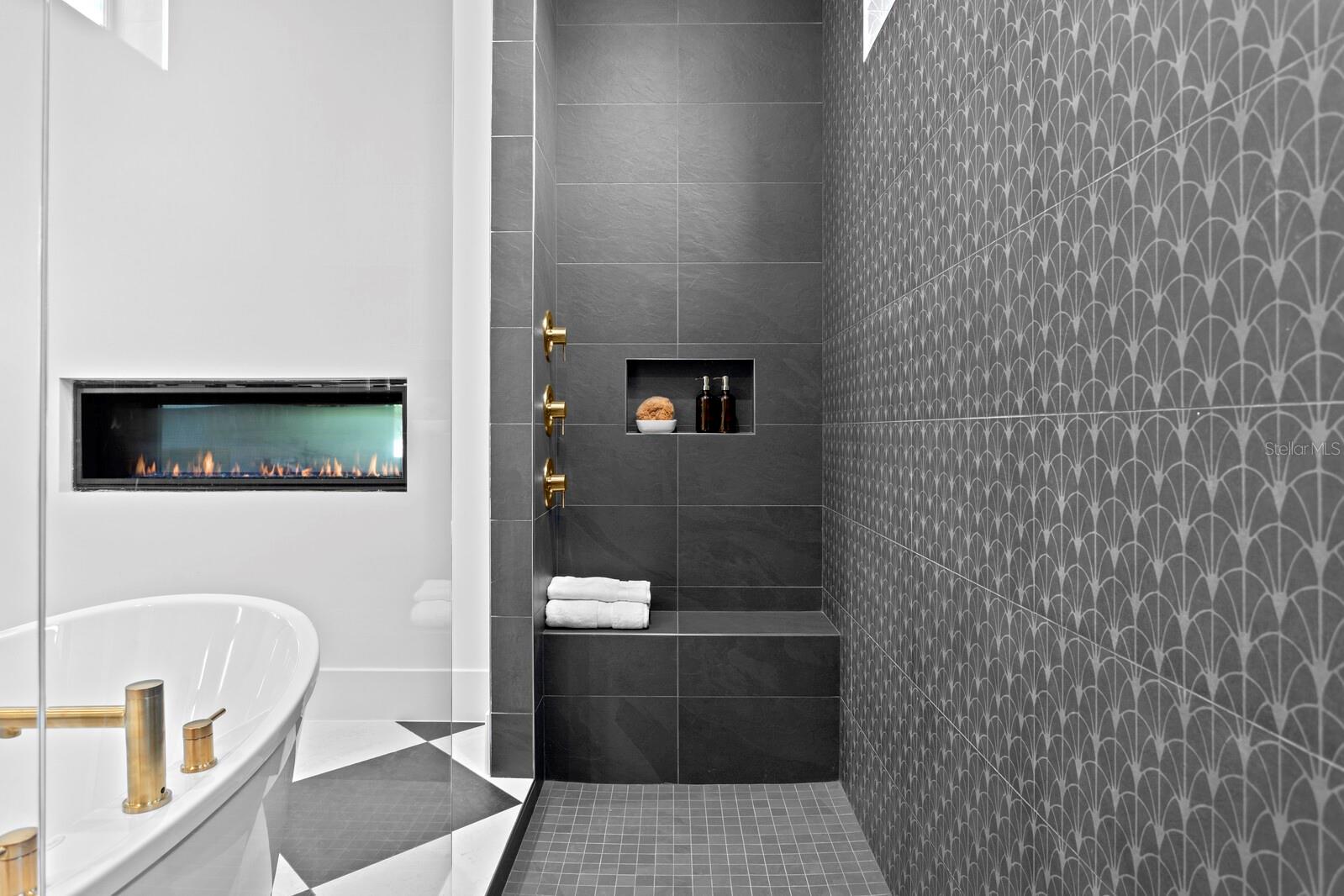 PICADILLY - Residential