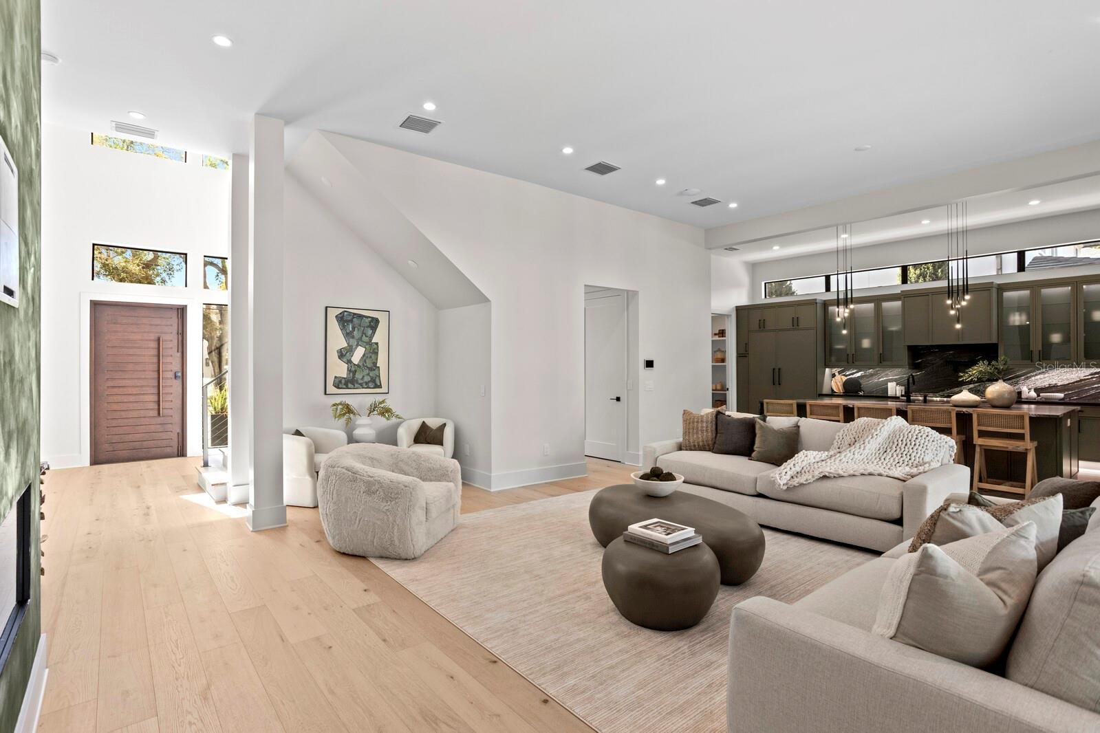 PICADILLY - Residential