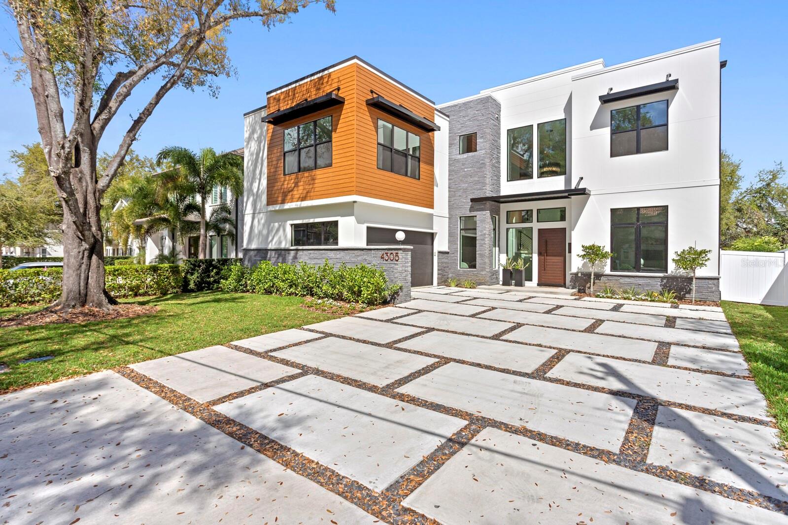 PICADILLY - Residential