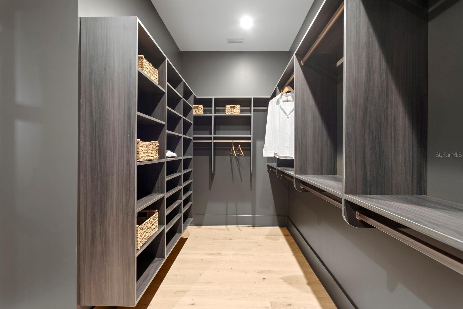 PICADILLY - Residential