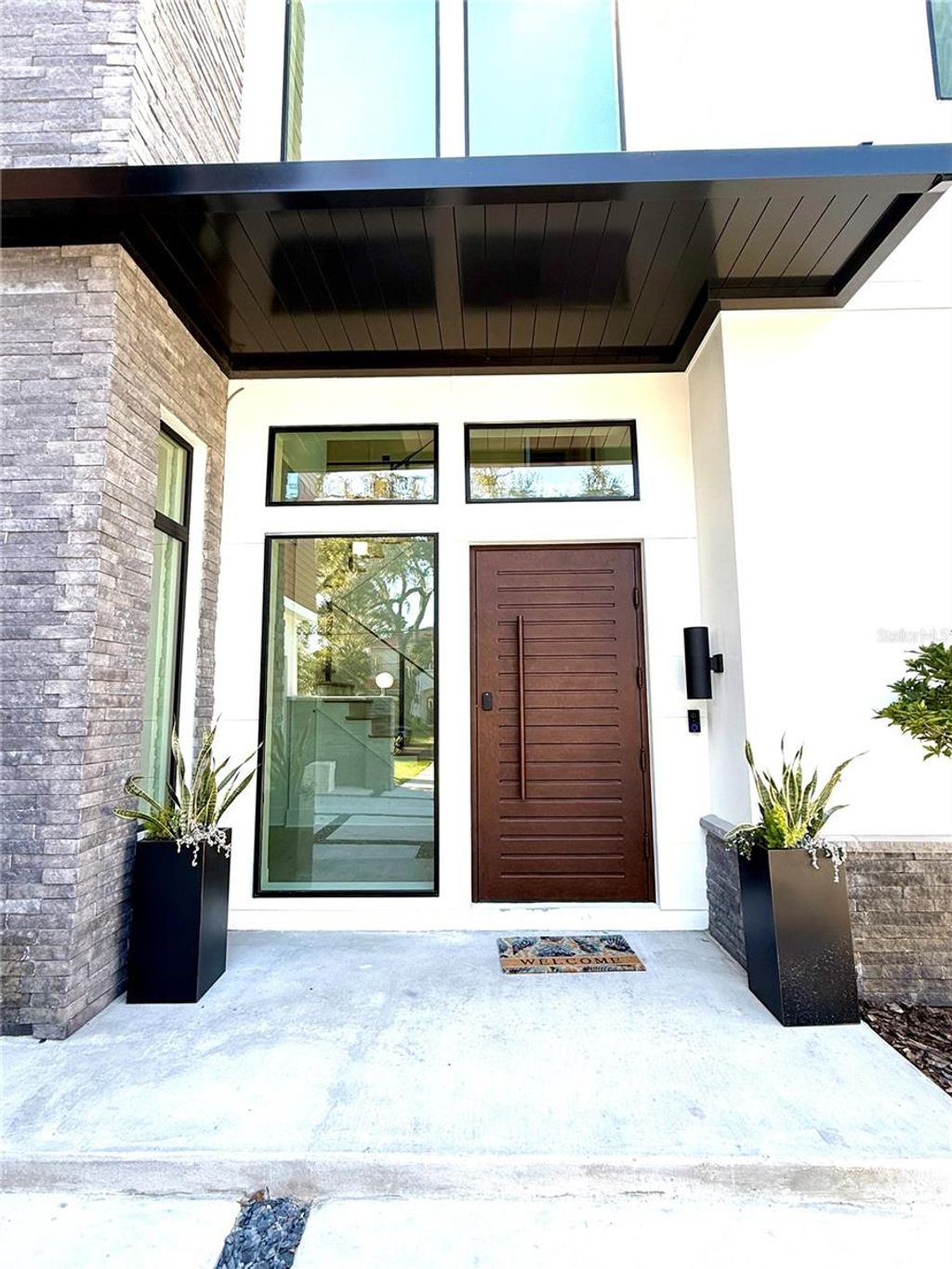 Photo of 4305 W Zelar Street, Tampa, FL 33629 (MLS # T3535891)