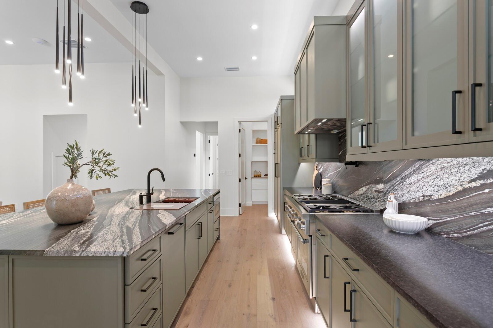 PICADILLY - Residential