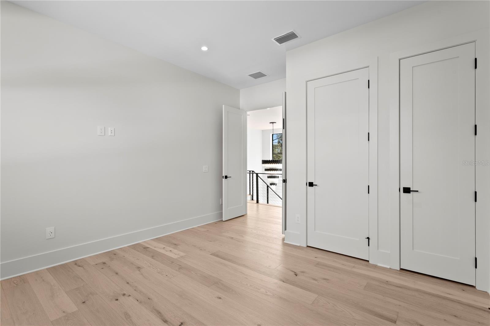 PICADILLY - Residential