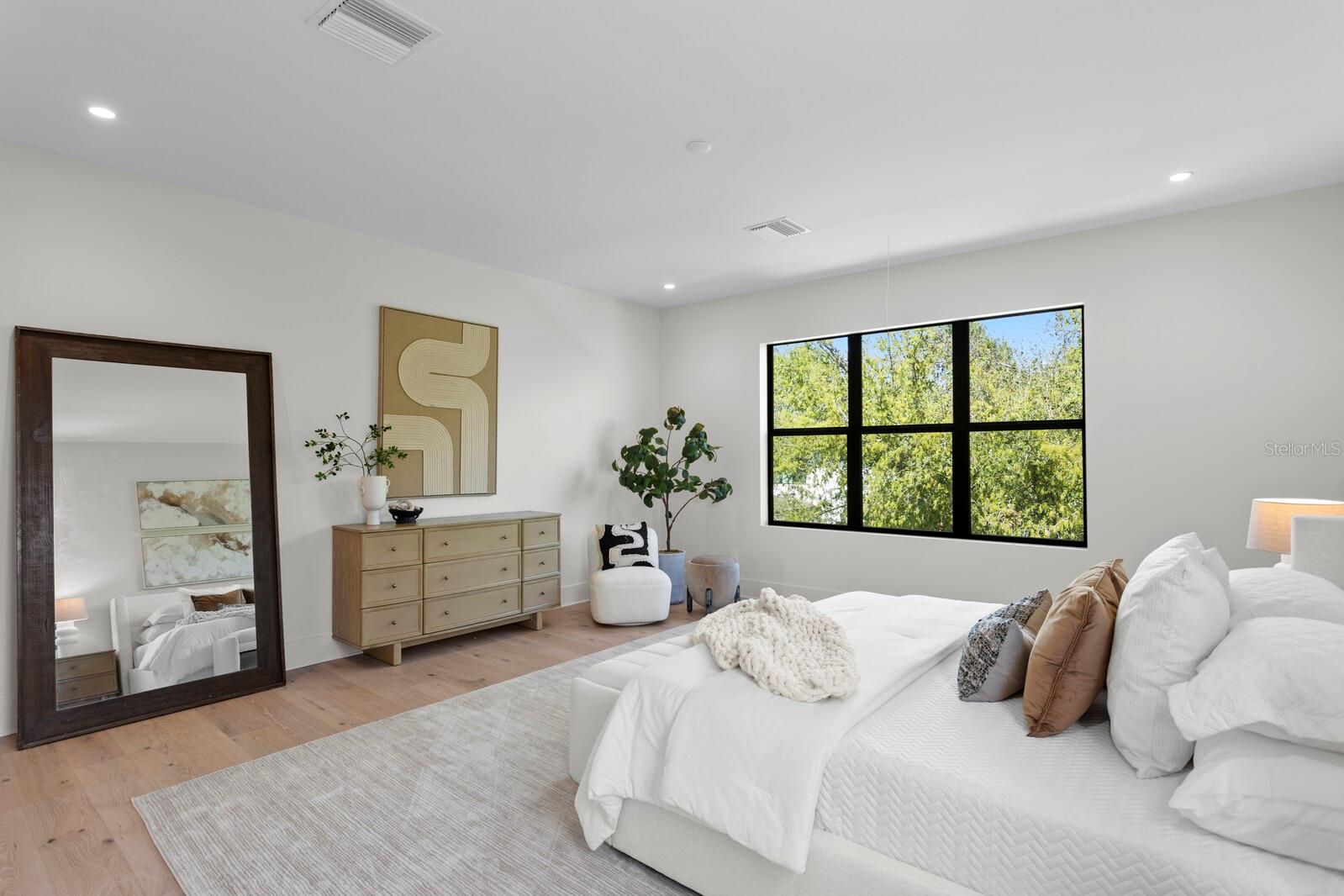 PICADILLY - Residential