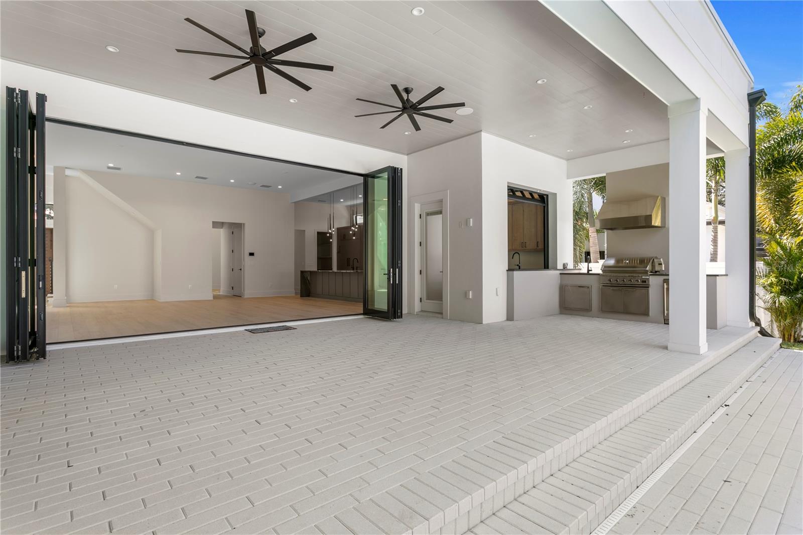 PICADILLY - Residential