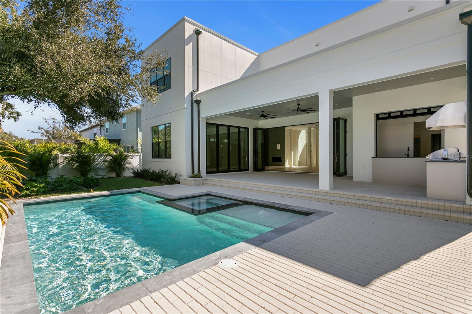 PICADILLY - Residential