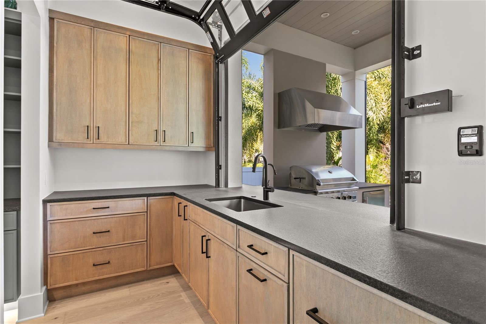 PICADILLY - Residential